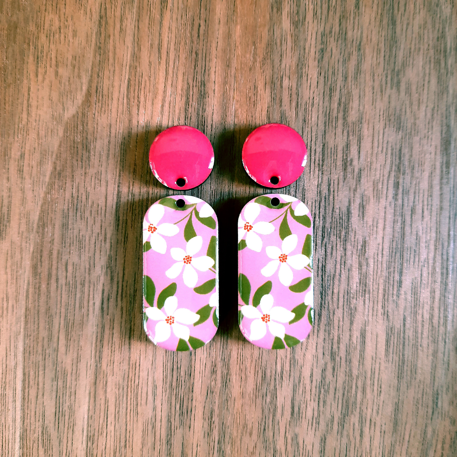 Pink_With_White_Flowers_Epoxy_Earrings